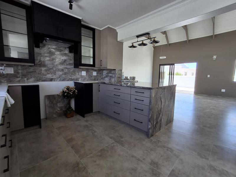 3 Bedroom Property for Sale in Britannia Bay Western Cape